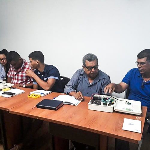 Capacitaciones técnicas en seguridad electrónica Diselsa Capacitaciones técnicas en seguridad electrónica Diselsa